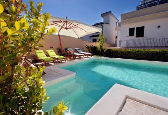 Il Calesse B&B has Balcony rooms