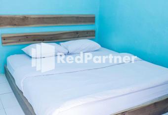 Penginapan Bunda Pelabuhan Ratu RedPartner allows 18 year olds to book a room