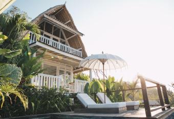 White Tortoise Eco Villa s allows 18 year olds to book a room