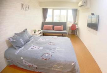              allows 18 year olds to book a room