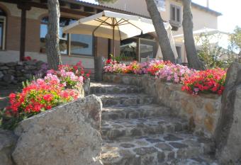 Agriturismo Su Recreu has Balcony rooms