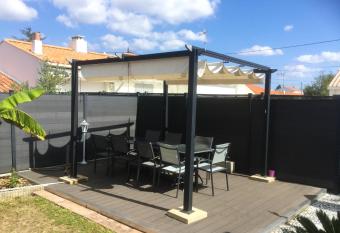 Maison de 3 chambres a Saint Hilaire de Riez a 200 m de la plage avec jardin clos et wifi has Balcony rooms