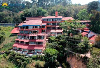 HOTEL FOREST has Smoking/Balcony rooms