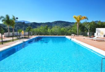 Modern Apartment with fabulous sea view has Balcony rooms