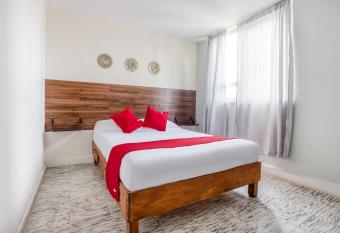 Hotel Suites Puebla allows 18 year olds to book a room