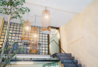 The Garden Hotel & Apartment has Balcony rooms