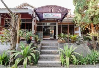 Satriafi Hotel has Balcony rooms