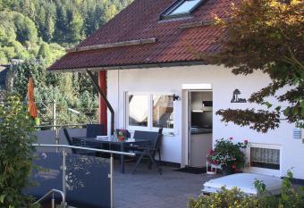 Ferienwohnung Am Eiberg has Balcony rooms
