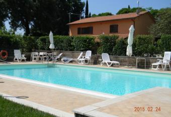 Casa Malescale has Balcony rooms