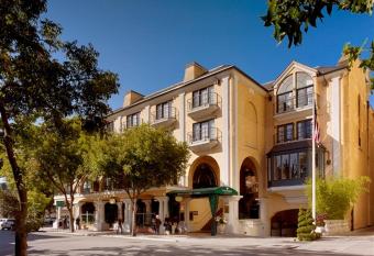 El Prado has Balcony rooms