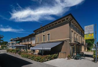 Hotel Gelmini has Balcony rooms