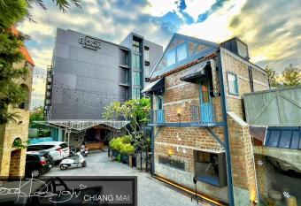 BOOK Design HOTEL -SHA Extra Plus has Balcony rooms