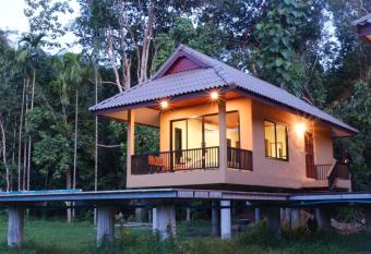 The Bliss Khao Sok Boutique Lodge has Balcony rooms