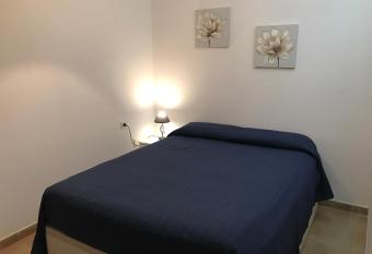 Casetta paraiso Tenerife allows 18 year olds to book a room