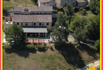 Locanda Cacio Re allows 18 year olds to book a room