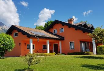 Bed & Breakfast Paradiso has Balcony rooms