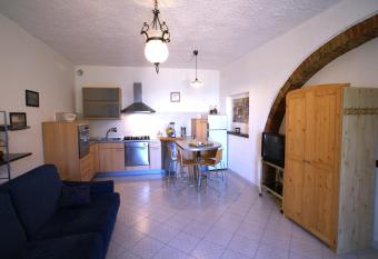 Il Querceto has Balcony rooms