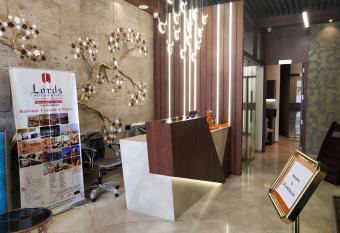 SK Lords Eco Inn Ahmedabad allows 18 year olds to book a room