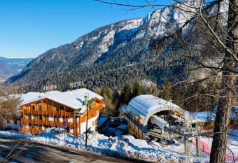 Hotel Union has Balcony rooms