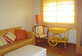 2 bedrooms house with sea view balcony and wifi at Moledo has Balcony rooms