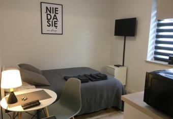 Studio Fibra Gusto allows 18 year olds to book a room