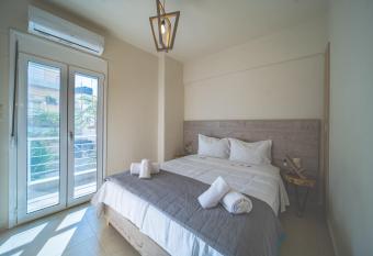 City Center Apartment Project 3 has Balcony rooms