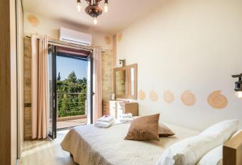 Ferienhaus Aretoussa has Balcony rooms