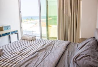 Departamento de playa en Campeche Country Club 305 has Balcony rooms