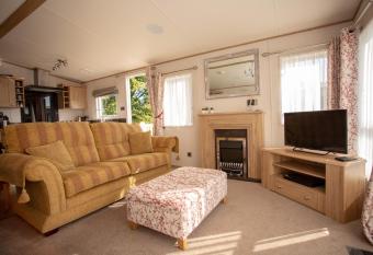 Robin s Retreat has Balcony rooms