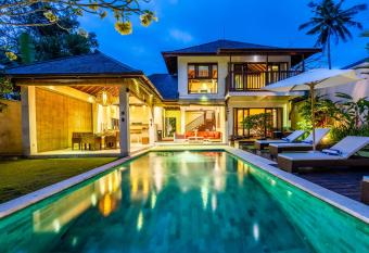 Pristine Villa Yuyu Balian has Balcony rooms