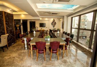 Lion Park Suites & Residence Hotel has Balcony rooms