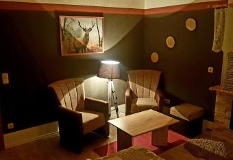 Monteur- und Ferienwohnung Waldrauschen has Balcony rooms