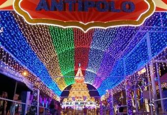 Antipolo 16 FAMILY ROOM WIFI FREE! SPACIOUS! allows 18 year olds to book a room