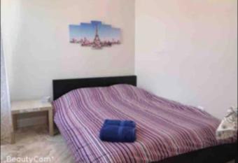 beautiful bedroom at central Baltimore has Balcony rooms