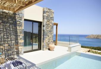 Cayo Exclusive Resort & Spa has Balcony rooms