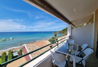 Corfu Glyfada Beach Apartments 67 has Balcony rooms