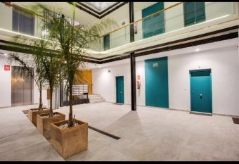 TURISMO LOS LANCES TARIFA( PARKING GRATUITO) allows 18 year olds to book a room