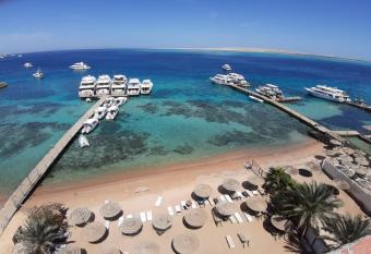 Alia Beach Residence allows 18 year olds to book a room