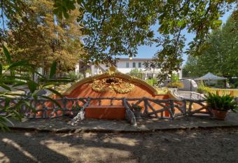 Terme Di Monte Valenza allows 18 year olds to book a room