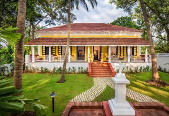 am   Stays & Trails, Cardozo House allows 18 year olds to book a room