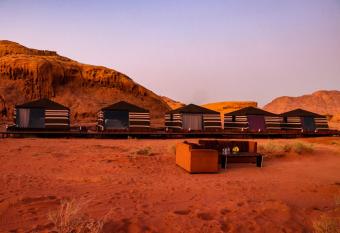 Discover the life of Wadi Rum has Balcony rooms