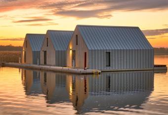 Domy na Wodzie na Mazurach has Balcony rooms