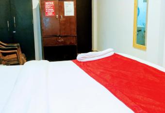 Fullmoon beach place has rooms with a private hot tub