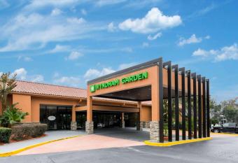 Stayable Select Gainesville has Balcony rooms