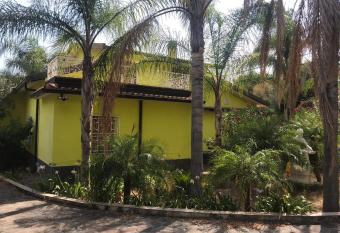 Villa Romana has Balcony rooms