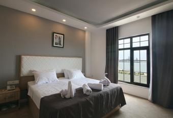 My Bed allows 18 year olds to book a room