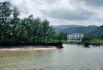 Shobha Farmhouse allows 18 year olds to book a room