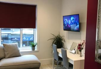 The Dragon Pad Boutique Apartment allows 18 year olds to book a room