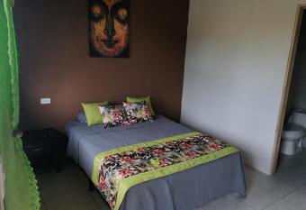 B&B Thomas and Thiago allows 18 year olds to book a room