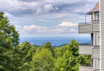 Summit Splendor has Balcony rooms